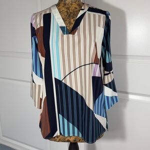 Women's V-Neck Striped Abstract Tunic Top in Navy & Cream